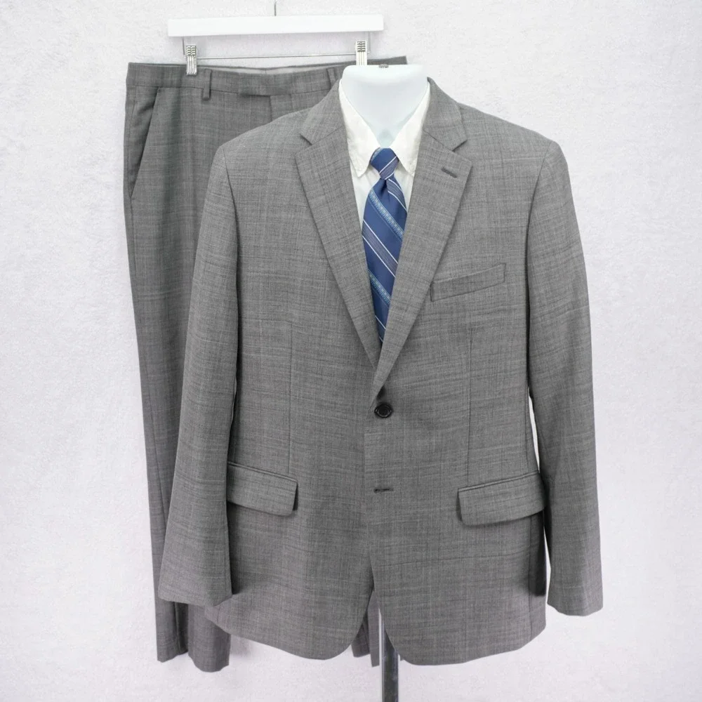 Banana Republic Wool 2 Piece Suit -40R  37 / 31.5- Gray Glen Plaid Flat Front Mi